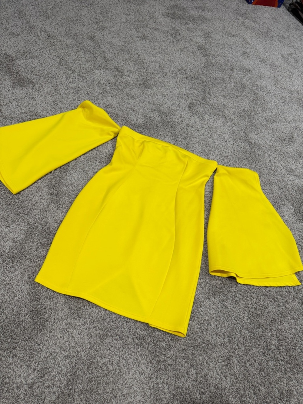 Yellow Off-Shoulder Bell Sleeve Women's Dress